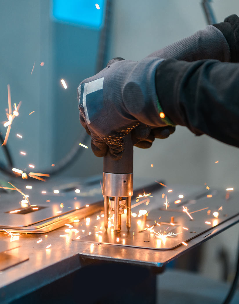 철강 · 금속 가공​